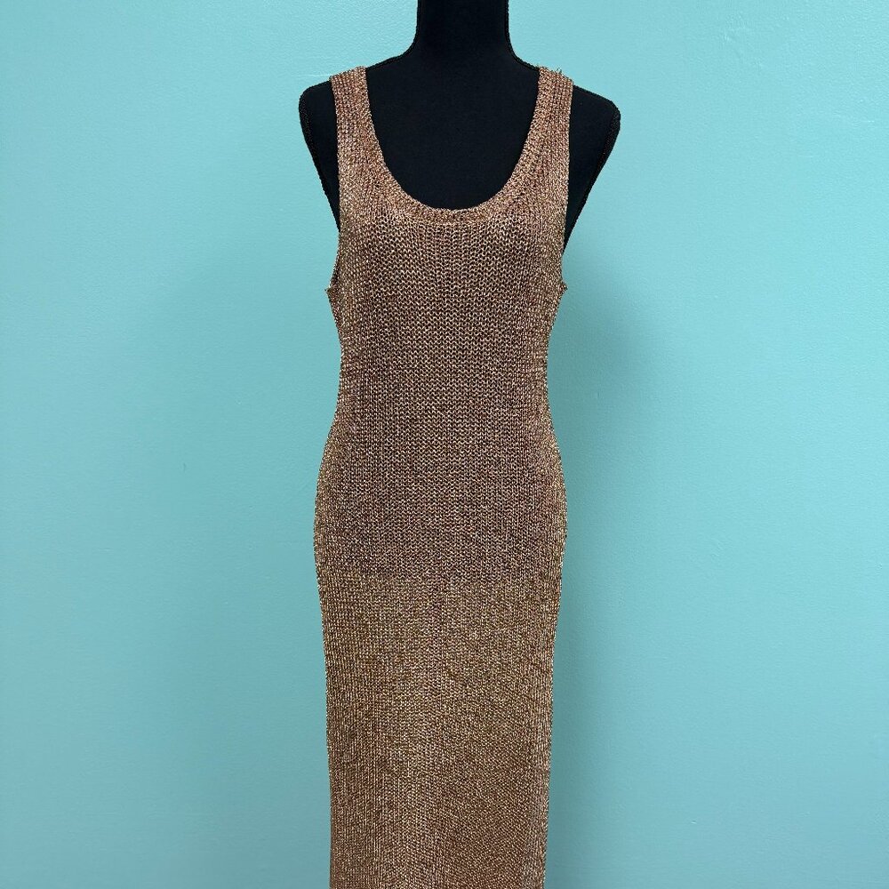 Lovers and friends Fiona dress in rose gold size L.
